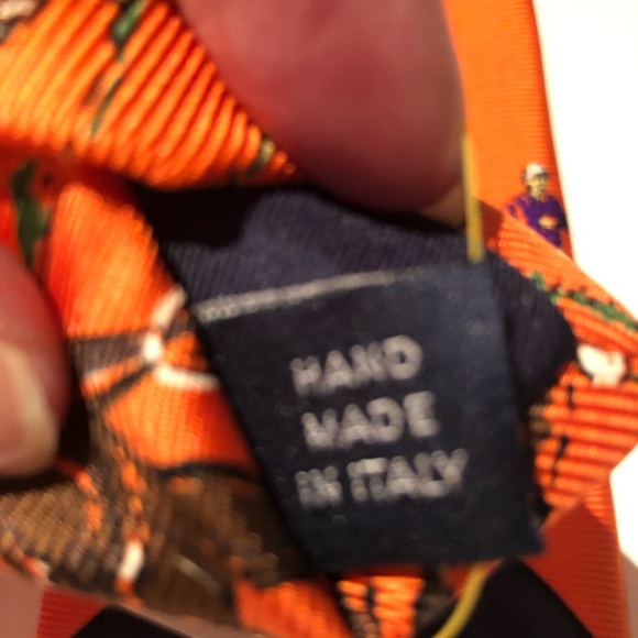 Polo by Ralph Lauren men’s equestrian silk tie. Hand Made in Italy. - Picture 3 of 3